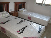 Twin bedroom